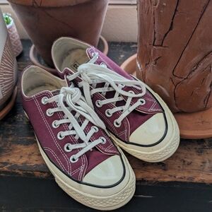 Converse Chuck Taylor 70 Low Tops